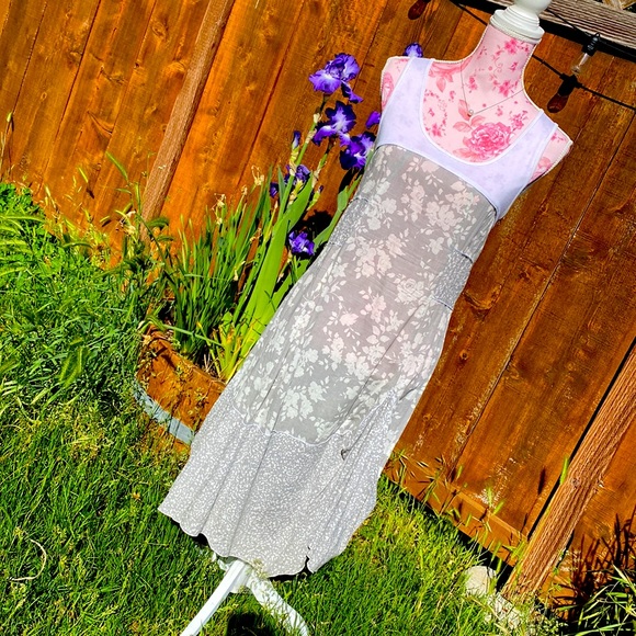 Deco e vous & nous 100% cotton, hidden side zipper for formed fit. Bust 17”-zip - Picture 3 of 8